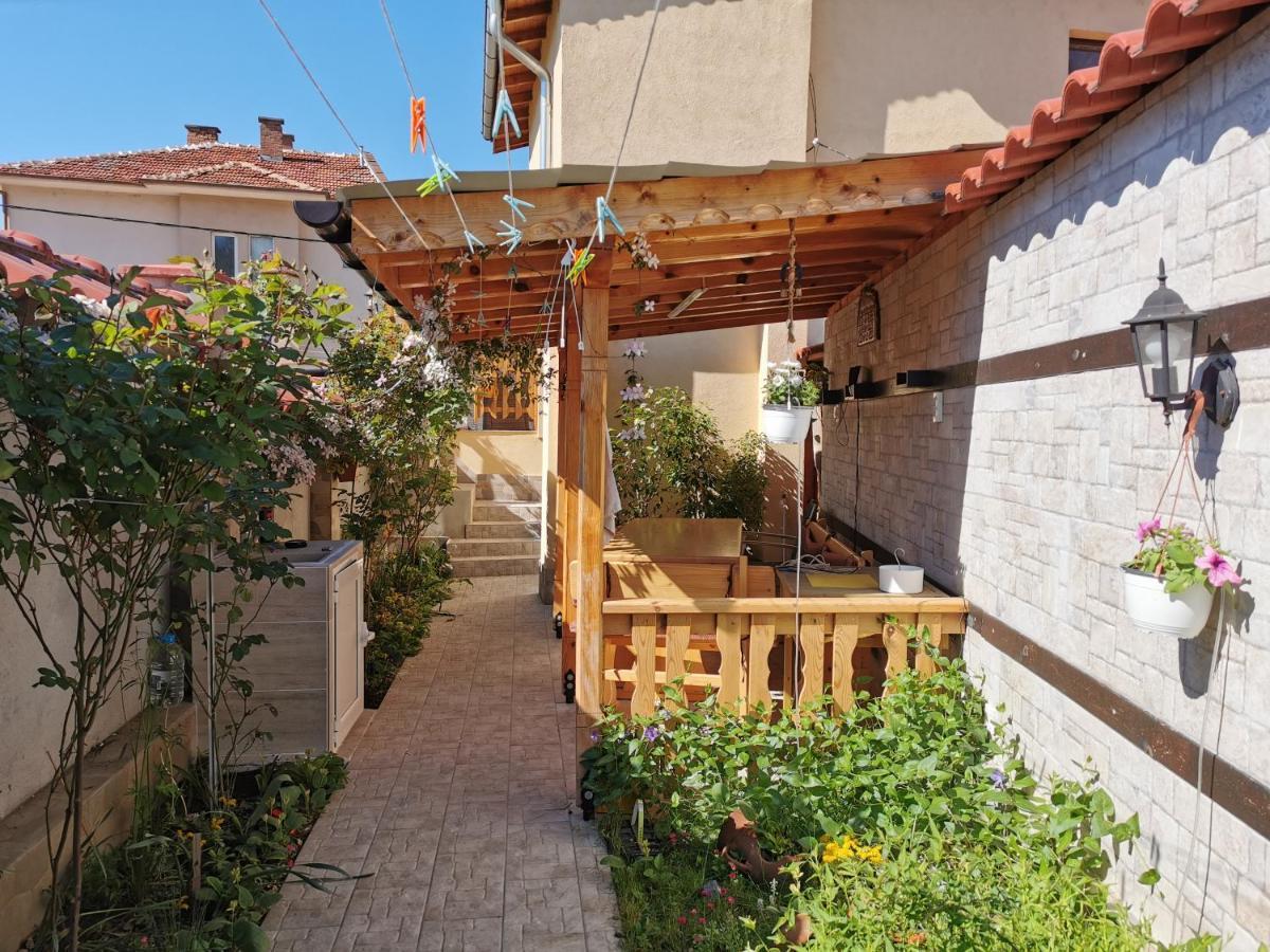 Rose Valley Guest House Kazanlak Luaran gambar